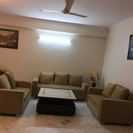 Namaste Apartments New Delhi Eksteriør bilde