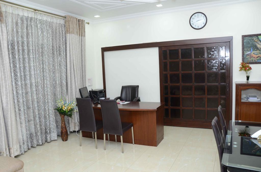 Namaste Apartments New Delhi Eksteriør bilde